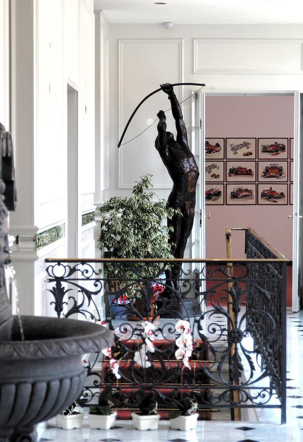 Grand Hotel Des Ambassadeurs Menton Exteriör bild